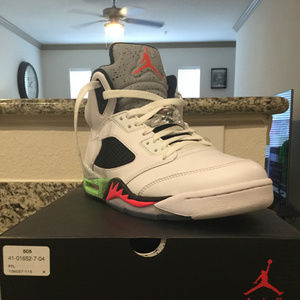 (NEW) Jordan Retro 5 (Poison Green) Men's Sz 10